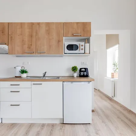 Apartment Modern, Bright And Spacious
