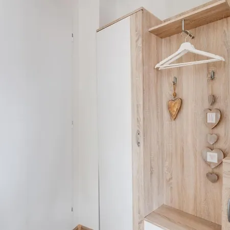 Apartamento Modern, Bright And Spacious Praga