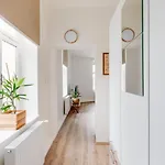 Appartement Modern, Bright And Spacious *