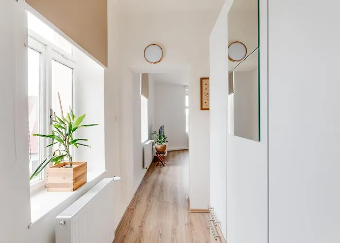 Lejlighed Modern, Bright And Spacious *