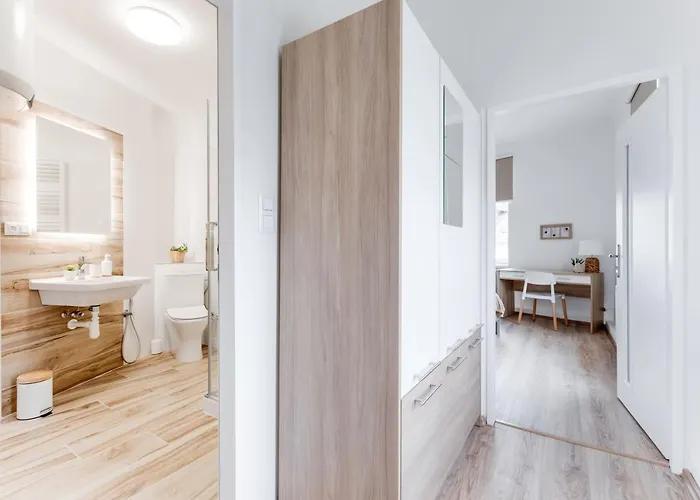 Modern, Bright And Spacious * Prag