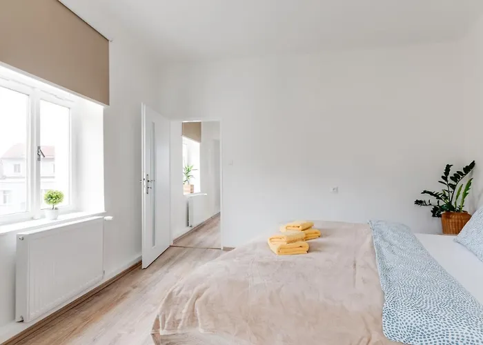 Modern, Bright And Spacious * Prag
